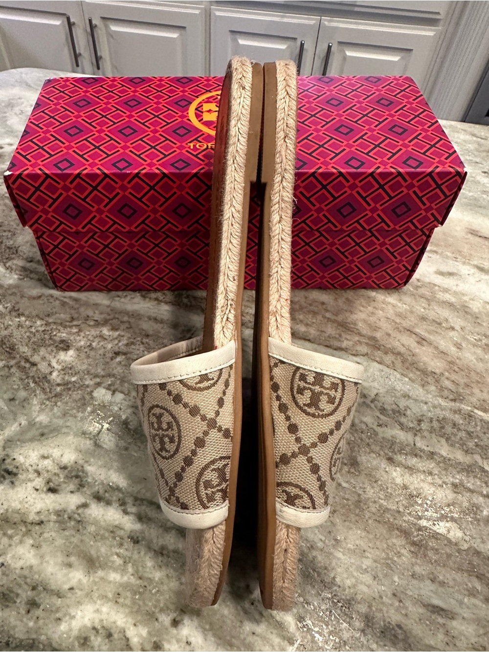 Tory Burch T Monogram Espadrille Slide Hazel Jacquard Nappa Leather Size 8 - Picture 5 of 8
